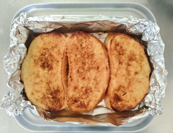トースターの1000Wで10分間焼き上げたフレンチトースト